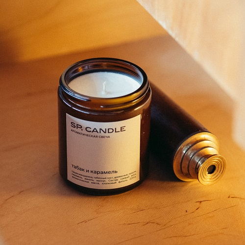 SP Candle Свеча с ароматом Табак / Карамель 220 г